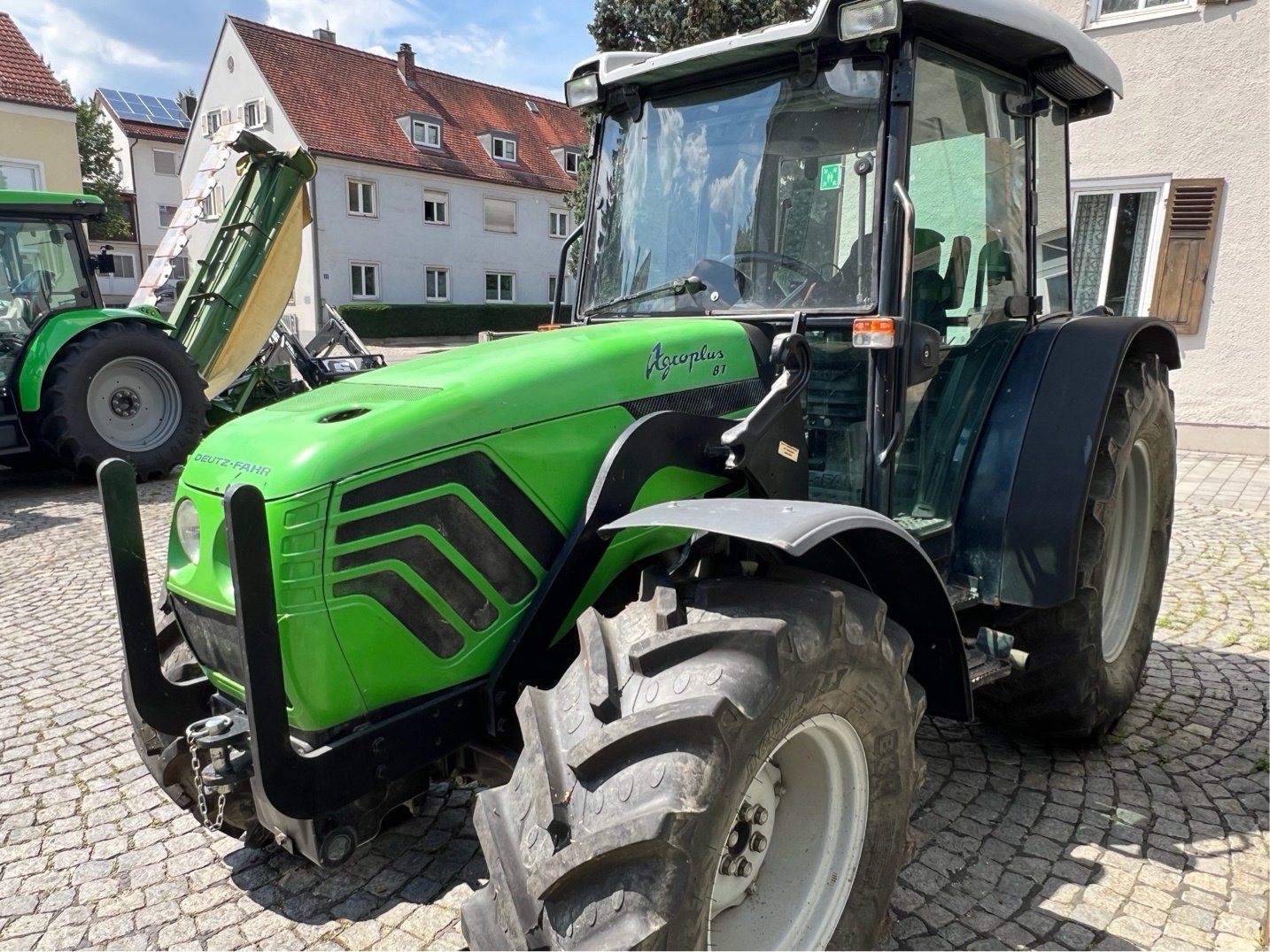 Traktor of the type Deutz-Fahr Agroplus 87 A, Gebrauchtmaschine in Freising (Picture 1)