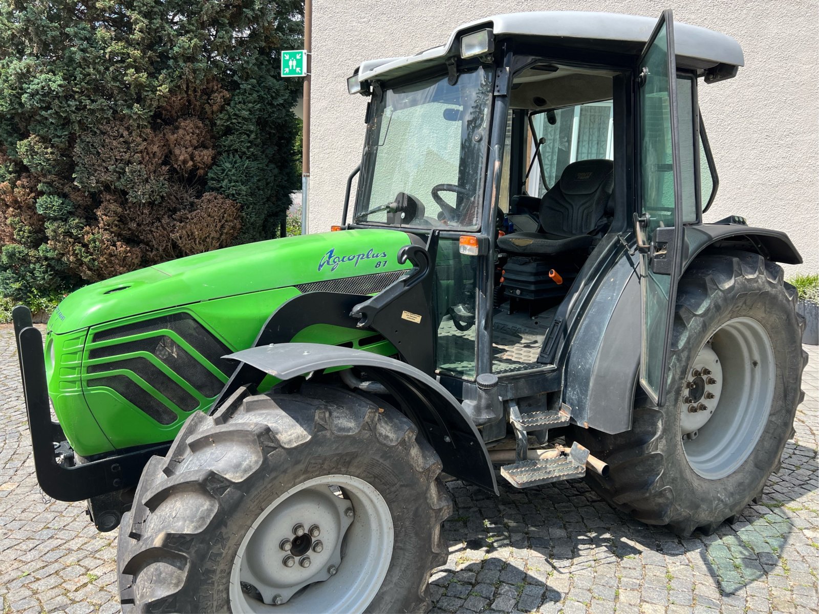 Traktor Türe ait Deutz-Fahr Agroplus 87 A, Gebrauchtmaschine içinde Freising (resim 2)