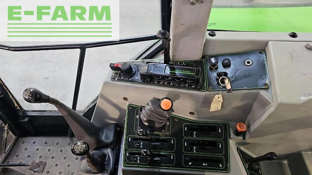 Traktor del tipo Deutz-Fahr agrostar 6.11, Gebrauchtmaschine en MORDY (Imagen 3)