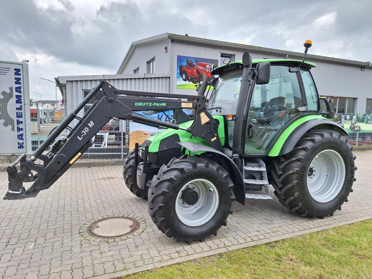 Traktor typu Deutz-Fahr Agrotron 100 NEW, Gebrauchtmaschine v Stuhr (Obrázek 2)