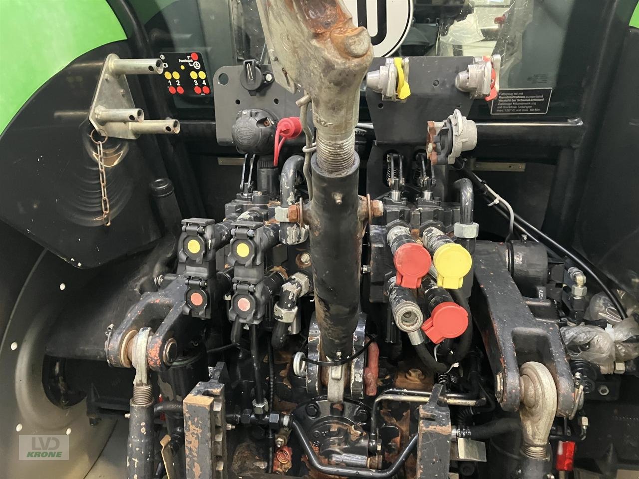 Traktor tip Deutz-Fahr Agrotron 105 MK3, Gebrauchtmaschine in Spelle (Poză 7)