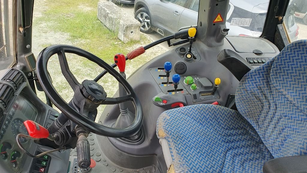 Traktor типа Deutz-Fahr AGROTRON 120 NEW, Gebrauchtmaschine в CIVENS (Фотография 8)