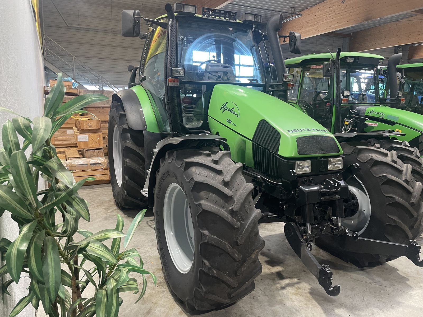 Traktor des Typs Deutz-Fahr Agrotron 120 Premium, Gebrauchtmaschine in Burgkirchen (Bild 2)