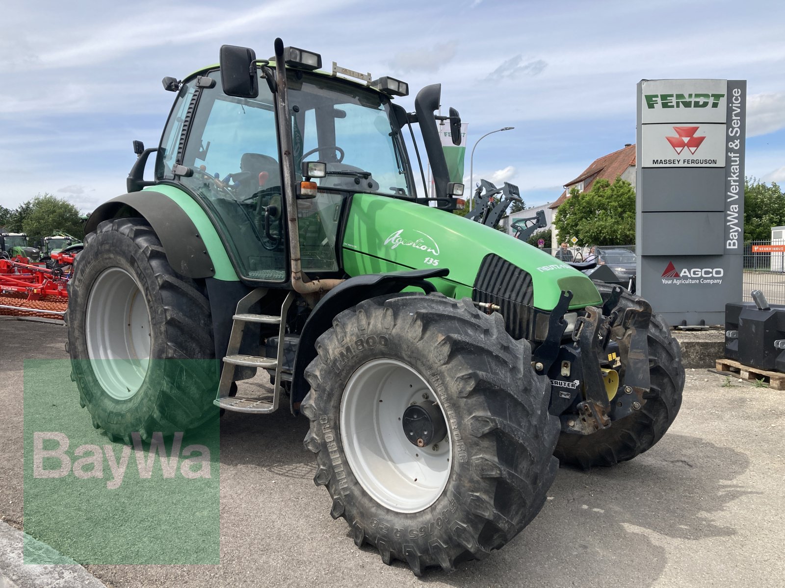 Traktor of the type Deutz-Fahr Agrotron 135 MK 2, Gebrauchtmaschine in Dinkelsbühl (Picture 1)