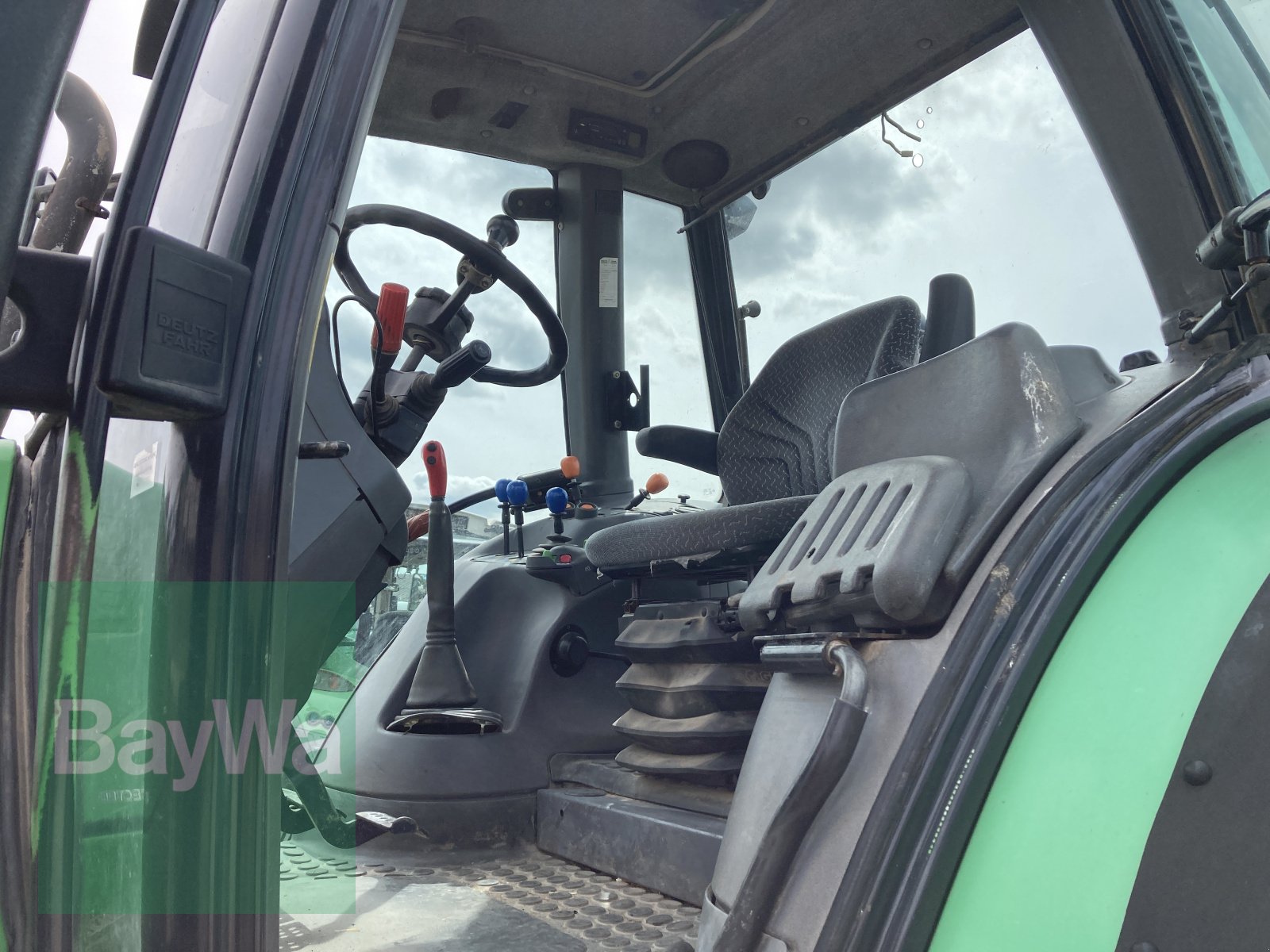 Traktor du type Deutz-Fahr Agrotron 135 MK 2, Gebrauchtmaschine en Dinkelsbühl (Photo 10)