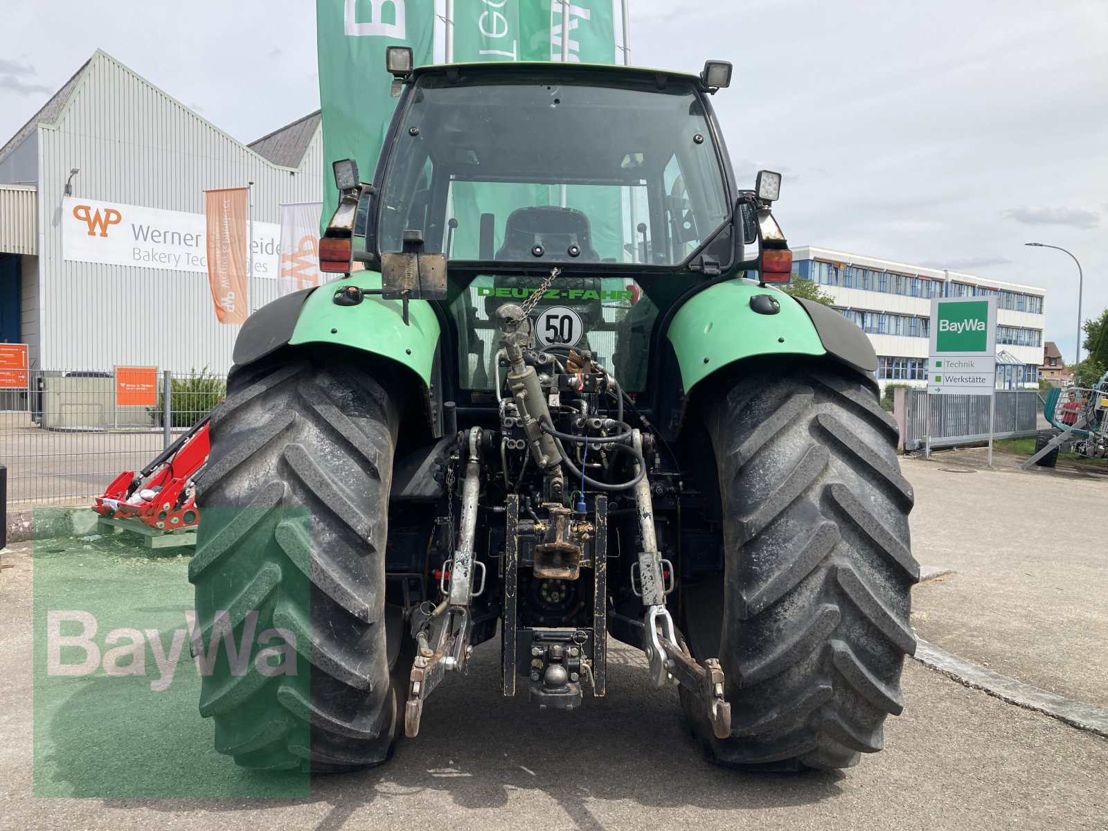 Traktor Türe ait Deutz-Fahr Agrotron 135 MK 3, Gebrauchtmaschine içinde Dinkelsbühl (resim 8)