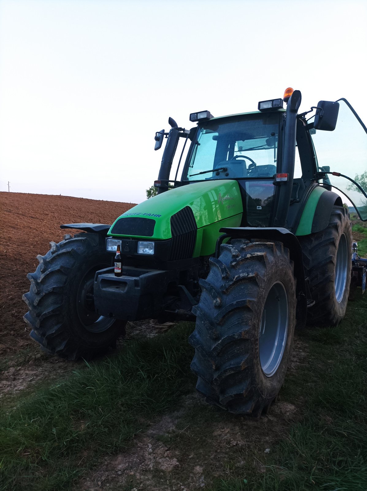 Traktor Türe ait Deutz-Fahr Agrotron 135 MK 3, Gebrauchtmaschine içinde Grubišno Polje (resim 1)