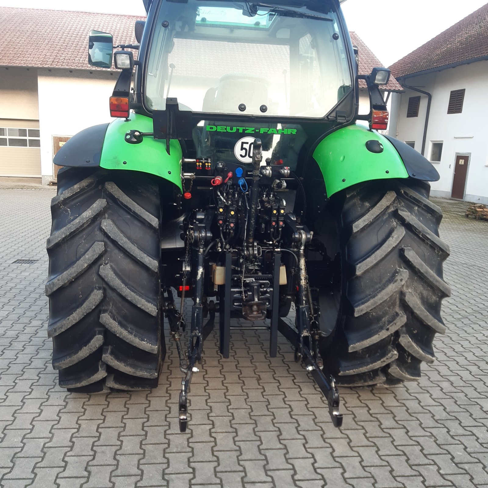 Traktor typu Deutz-Fahr Agrotron 135 MK 3, Gebrauchtmaschine w Bad Griesbach (Zdjęcie 3)