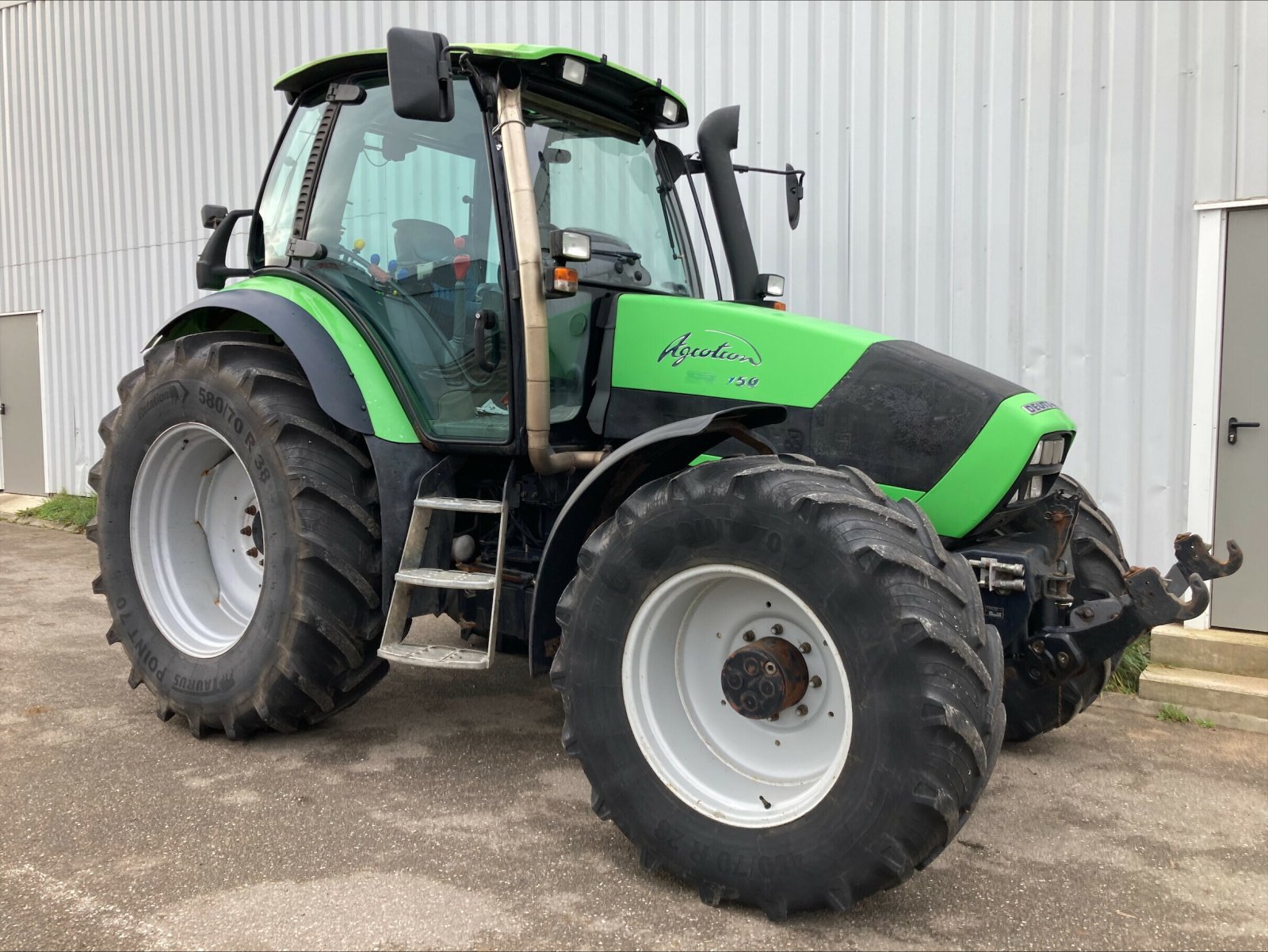 Traktor of the type Deutz-Fahr AGROTRON 150, Gebrauchtmaschine in CHEMINOT (Picture 2)