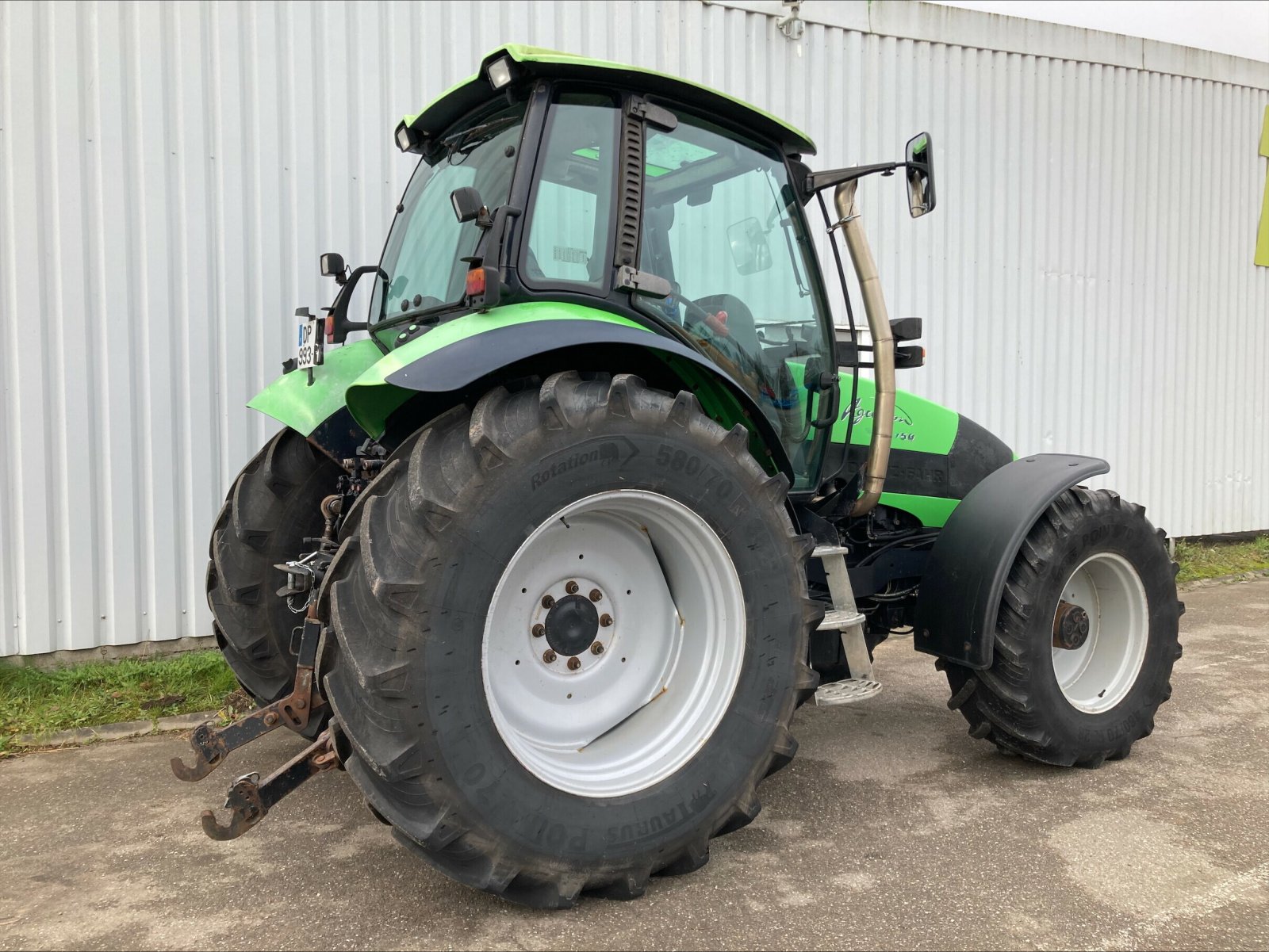 Traktor of the type Deutz-Fahr AGROTRON 150, Gebrauchtmaschine in CHEMINOT (Picture 4)