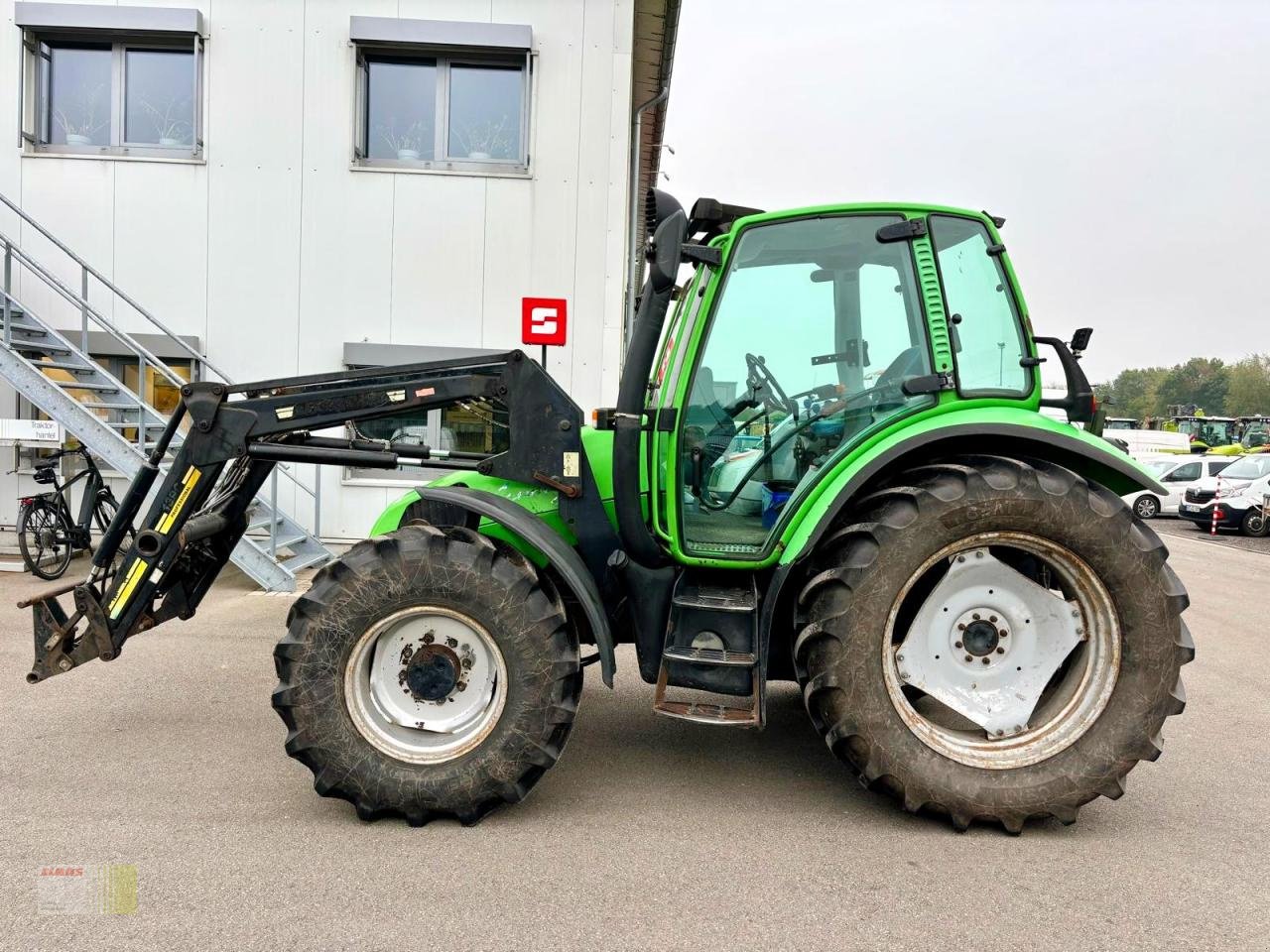 Traktor des Typs Deutz-Fahr AGROTRON 4.90 S, Frontlader BAAS TRIMA 1390 Professional, FKH + FZW, Pflegeräder, Gebrauchtmaschine in Westerstede (Bild 5)