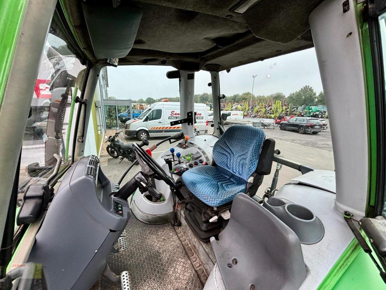 Traktor tipa Deutz-Fahr AGROTRON 4.90 S, Frontlader BAAS TRIMA 1390 Professional, FKH + FZW, Pflegeräder, Gebrauchtmaschine u Westerstede (Slika 14)