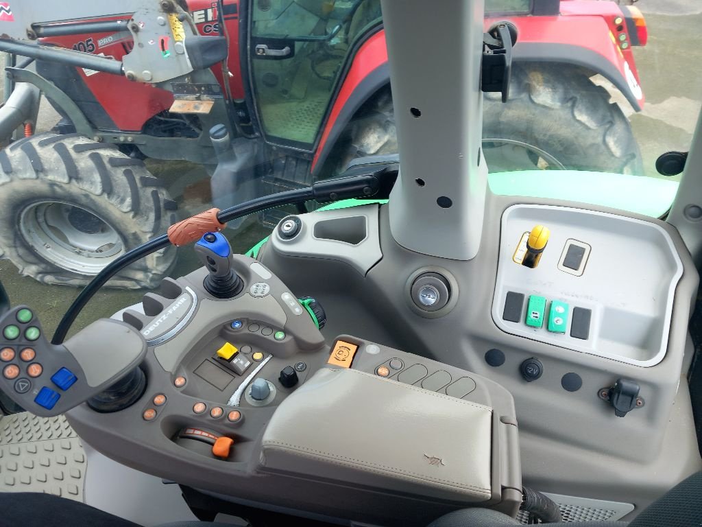 Traktor van het type Deutz-Fahr Agrotron 6120.4 TTV, Gebrauchtmaschine in BRECE (Foto 6)