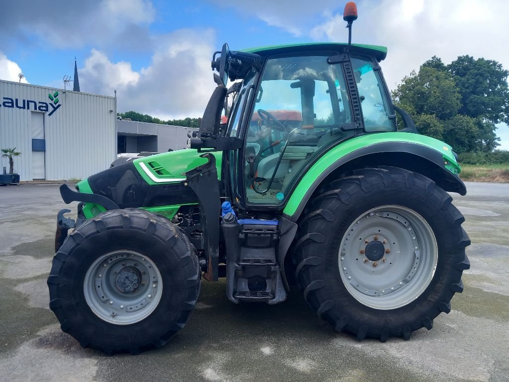 Traktor van het type Deutz-Fahr Agrotron 6120.4 TTV, Gebrauchtmaschine in BRECE (Foto 2)