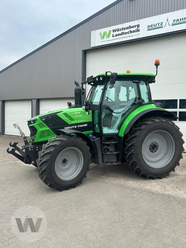 Traktor Türe ait Deutz-Fahr Agrotron 6120.4, Gebrauchtmaschine içinde Börm (resim 3)