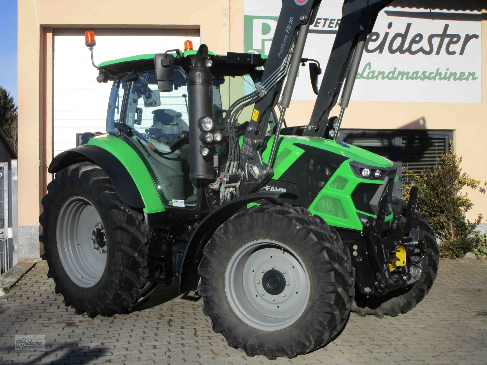 Traktor του τύπου Deutz-Fahr Agrotron 6.130 TTV, Gebrauchtmaschine σε Wildenberg (Φωτογραφία 1)