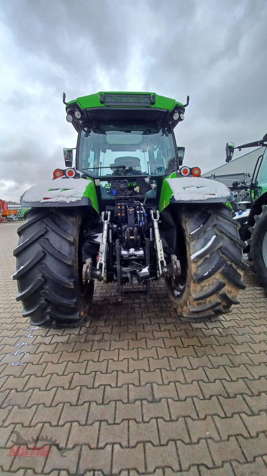 Traktor van het type Deutz-Fahr Agrotron 6130 TTV, Gebrauchtmaschine in Creußen (Foto 6)