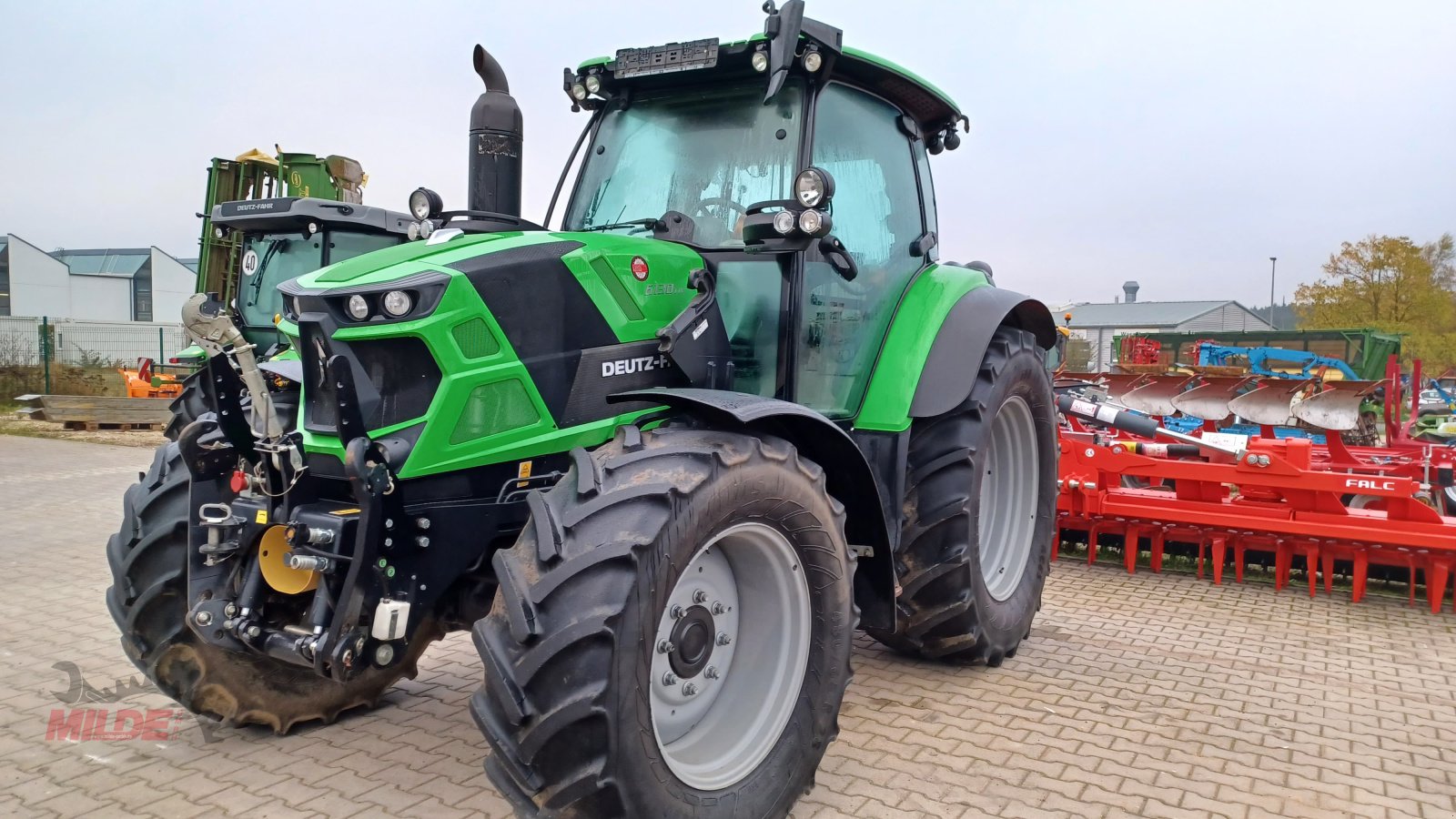 Traktor van het type Deutz-Fahr Agrotron 6130 TTV, Gebrauchtmaschine in Creußen (Foto 1)