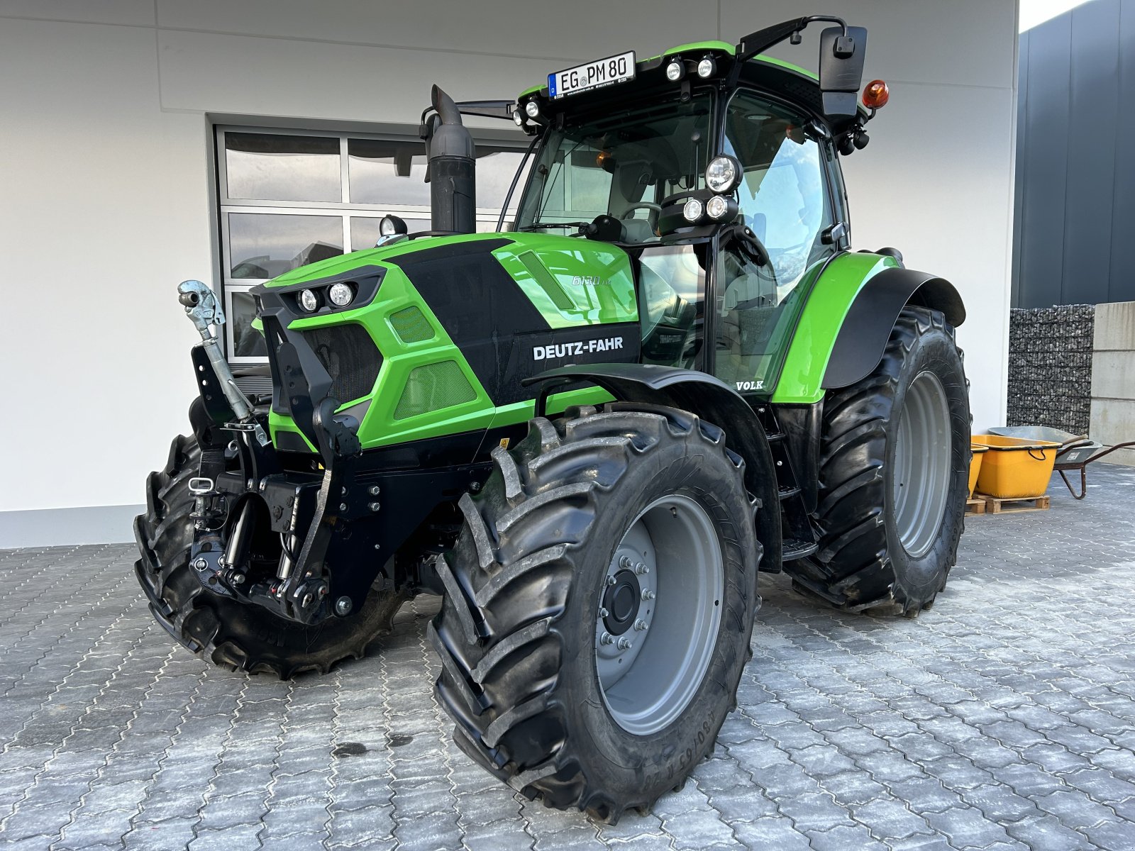 Traktor des Typs Deutz-Fahr Agrotron 6130 TTV, Gebrauchtmaschine in Massing (Bild 1)