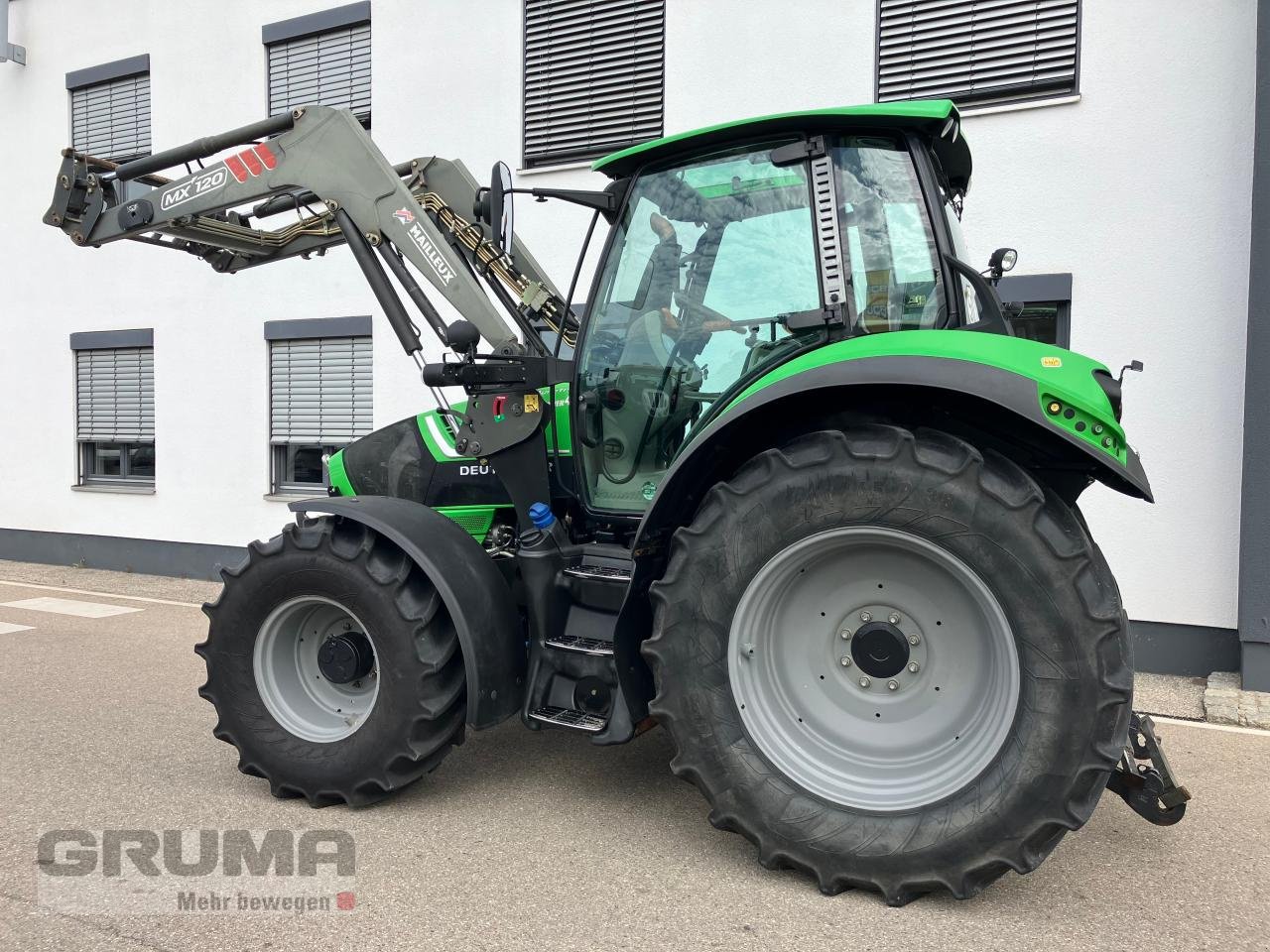 Traktor del tipo Deutz-Fahr Agrotron 6130.4, Gebrauchtmaschine en Friedberg-Derching (Imagen 5)