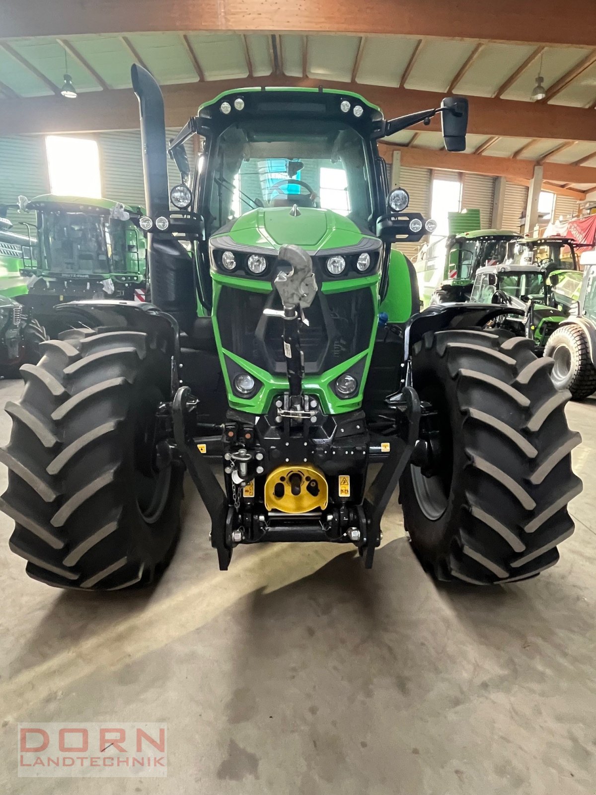 Traktor typu Deutz-Fahr Agrotron 6145.4 RC, Gebrauchtmaschine w Bruckberg (Zdjęcie 2)