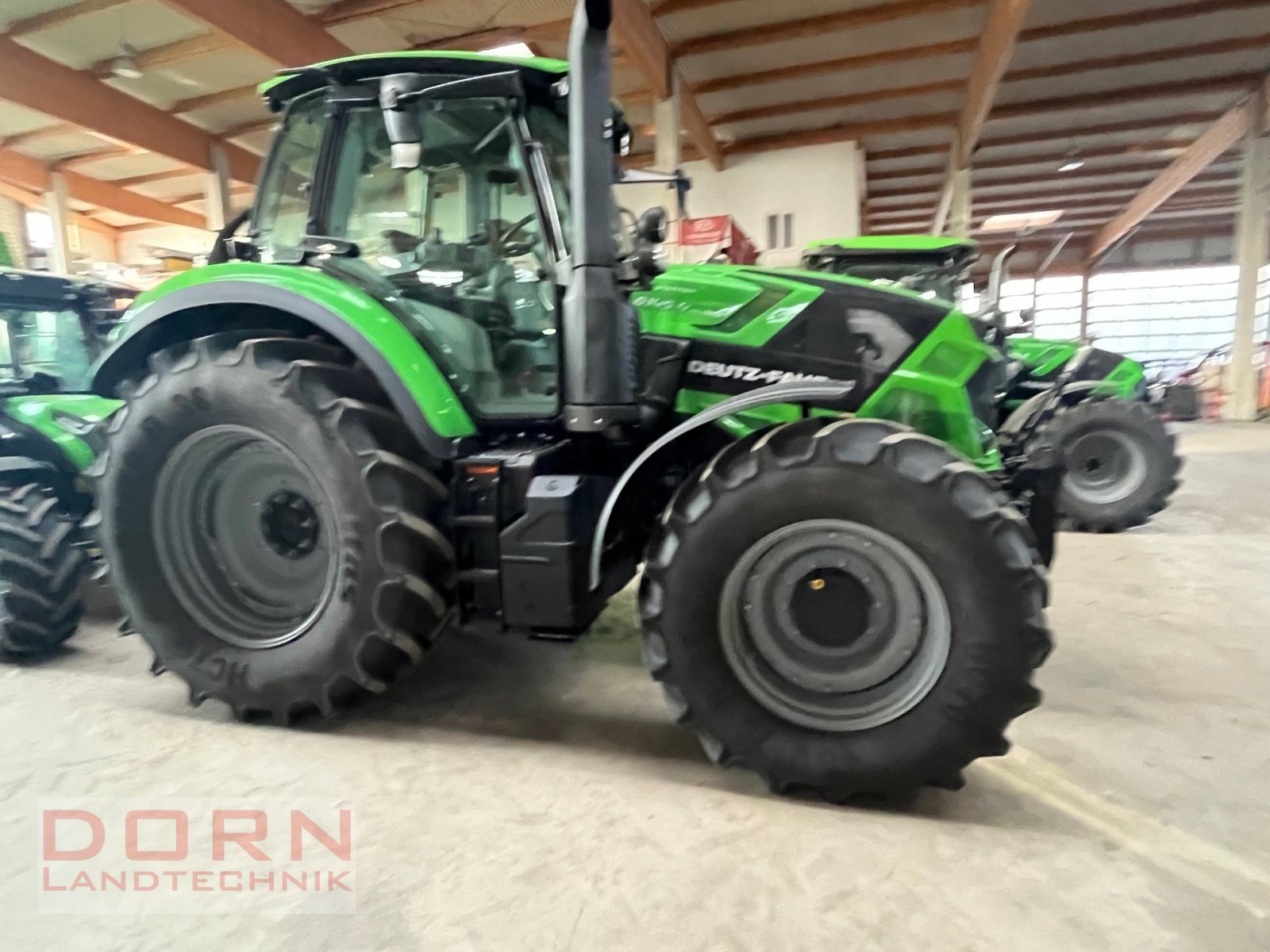 Traktor Türe ait Deutz-Fahr Agrotron 6145.4 RC, Gebrauchtmaschine içinde Bruckberg (resim 3)