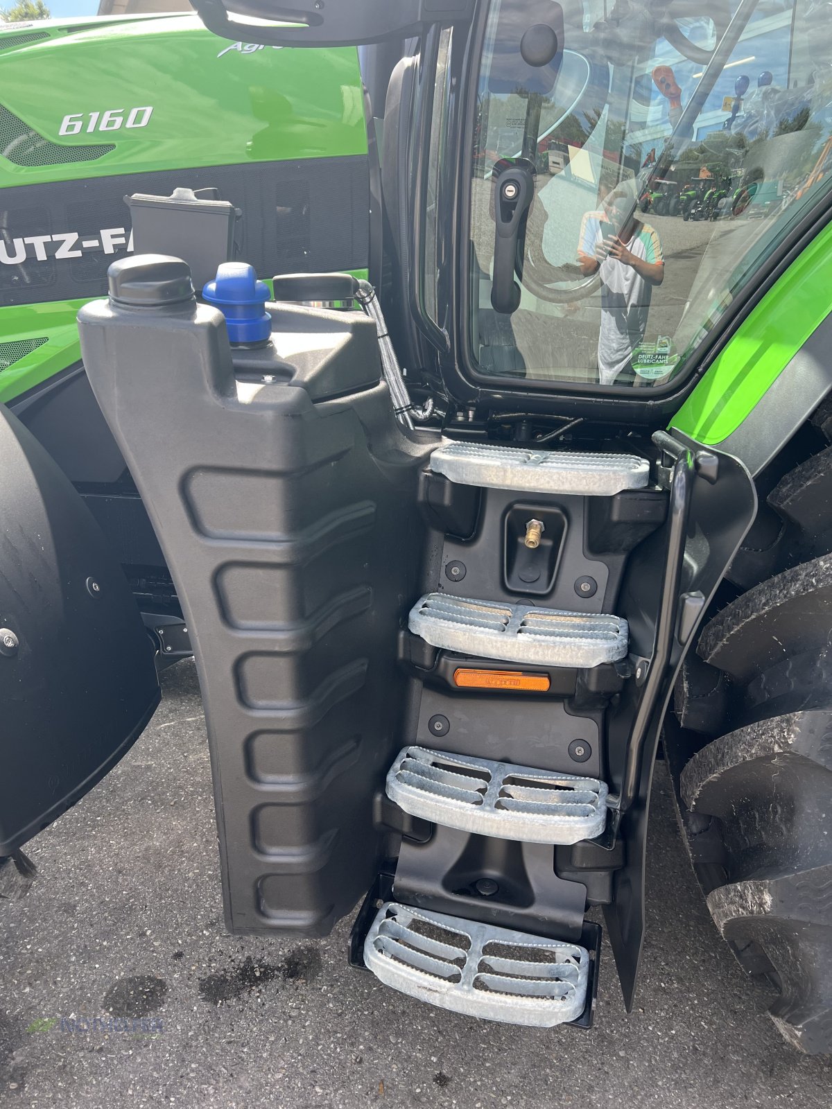 Traktor Türe ait Deutz-Fahr Agrotron 6160 Powershift, Neumaschine içinde Pforzen (resim 8)