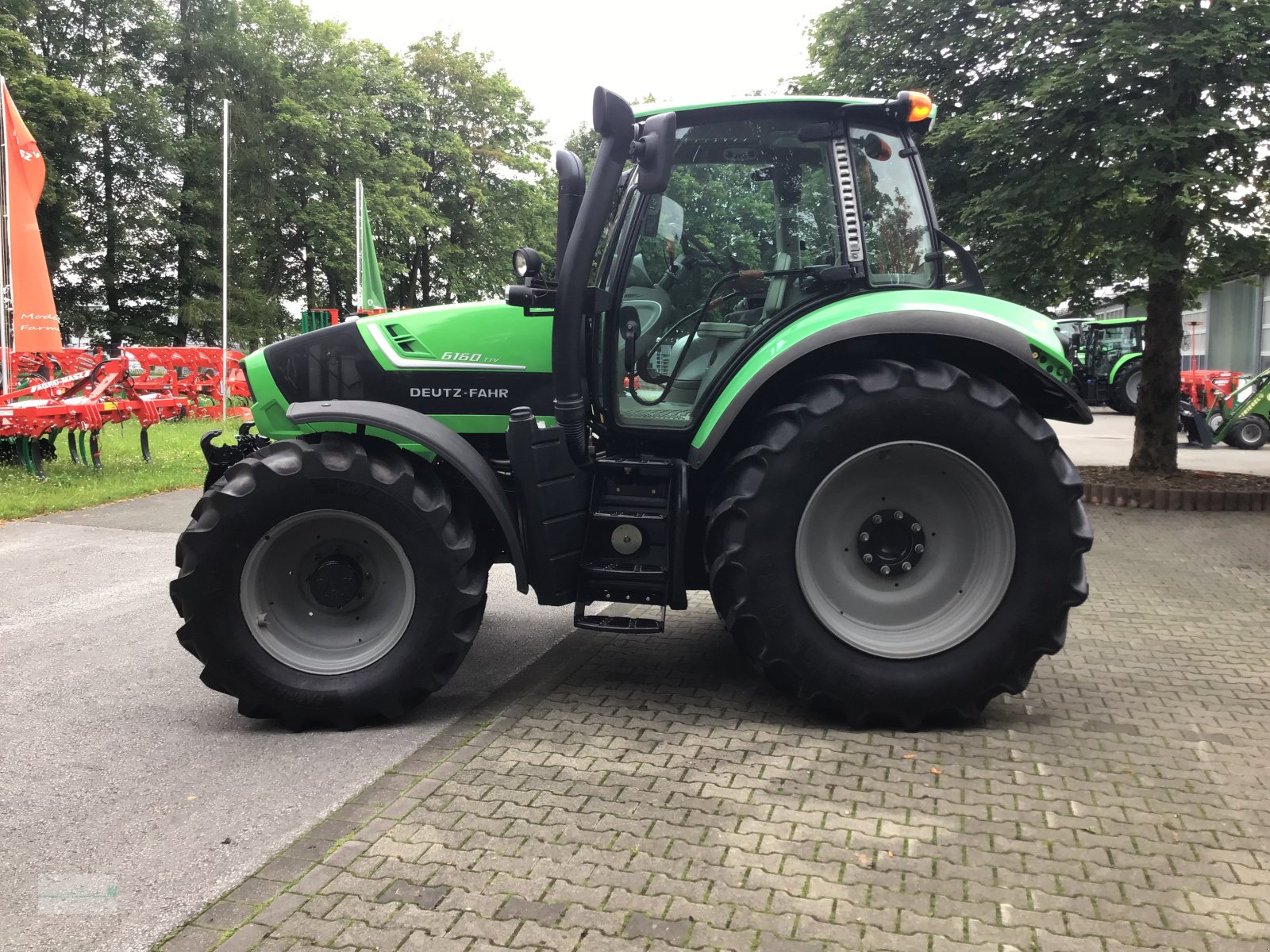 Traktor tip Deutz-Fahr Agrotron 6160 TTV, Gebrauchtmaschine in Marsberg (Poză 7)