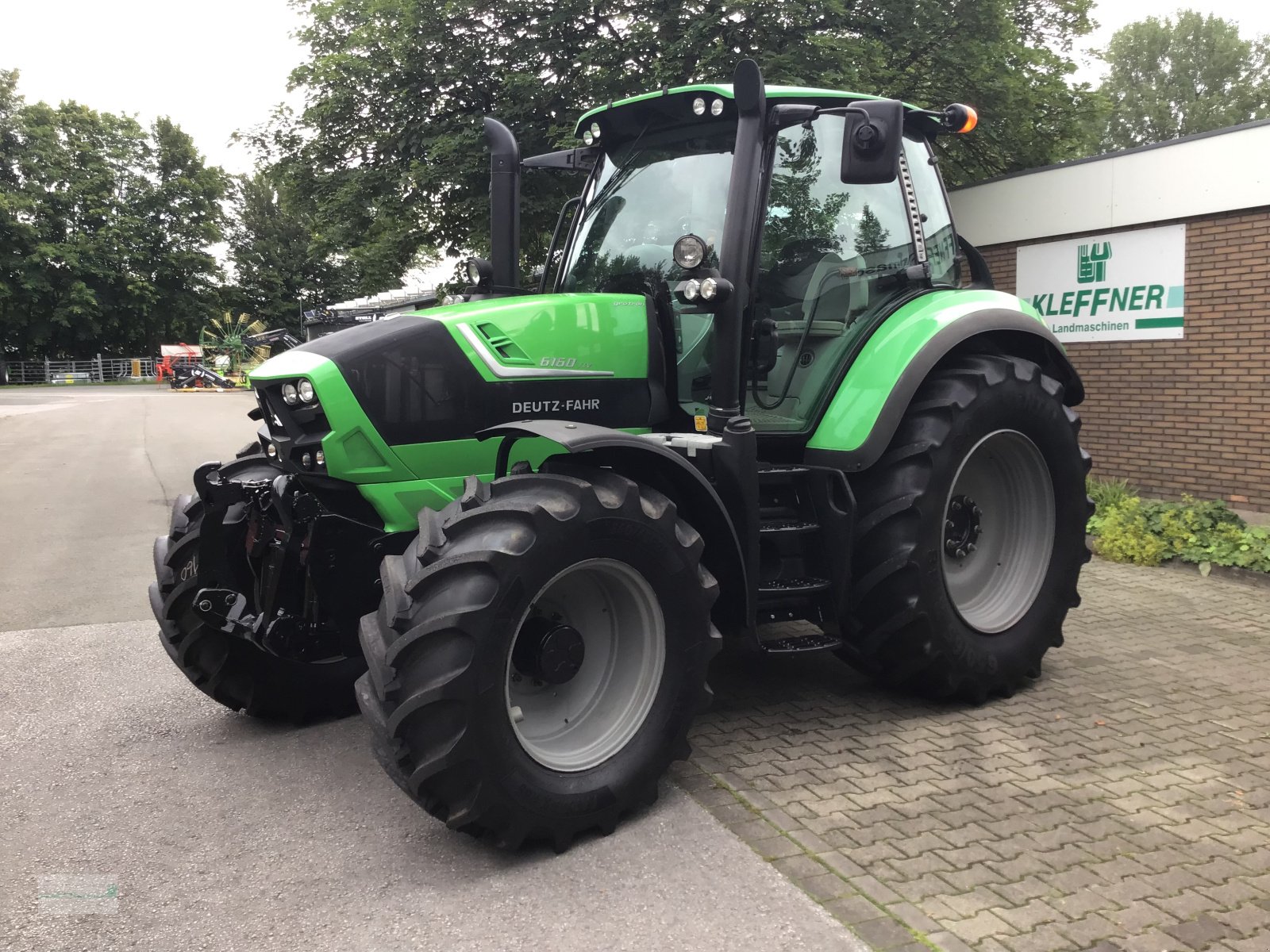 Traktor Türe ait Deutz-Fahr Agrotron 6160 TTV, Gebrauchtmaschine içinde Marsberg (resim 2)