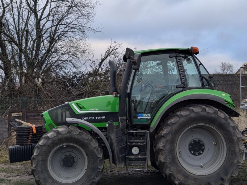 Traktor Türe ait Deutz-Fahr Agrotron 6160, Gebrauchtmaschine içinde Hamburg (resim 1)