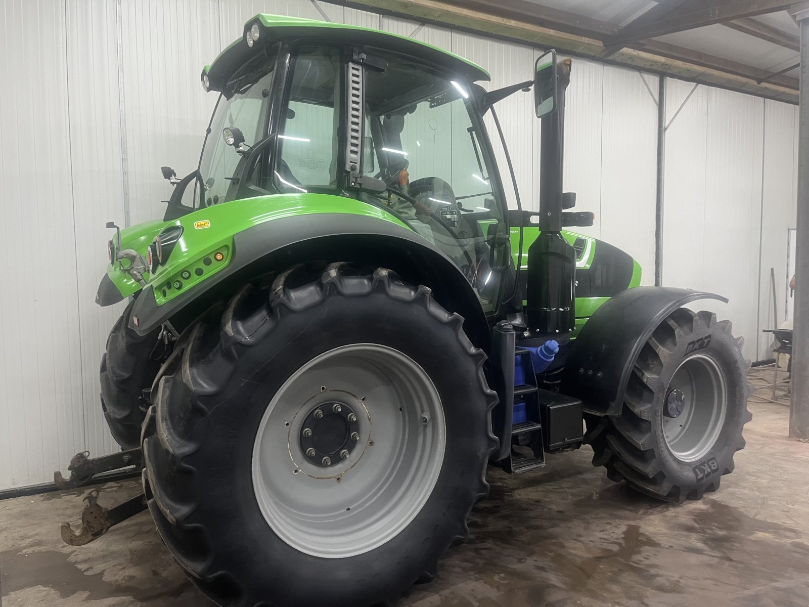 Traktor Türe ait Deutz-Fahr Agrotron 6160, Gebrauchtmaschine içinde Kerken (resim 5)