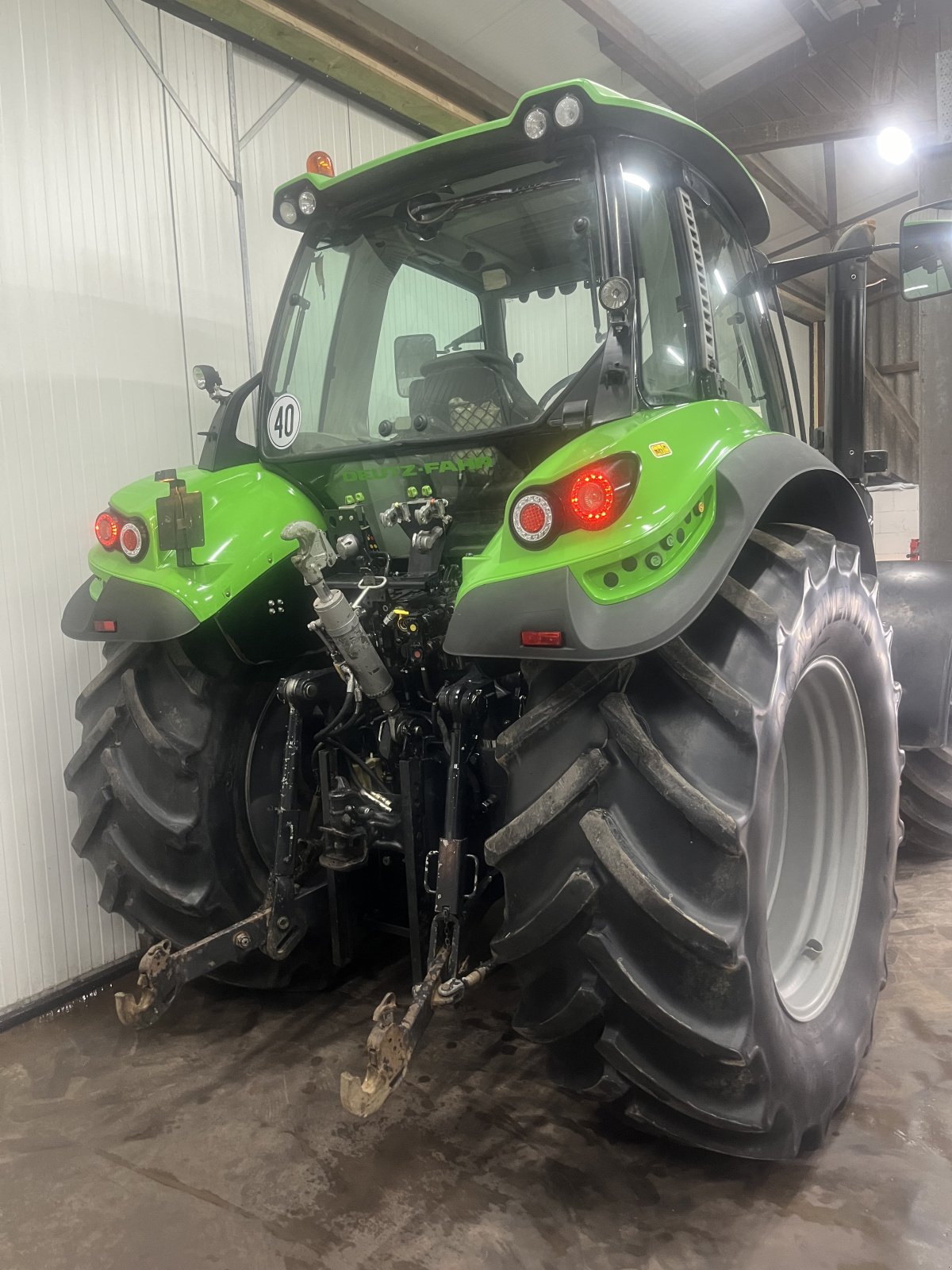 Traktor Türe ait Deutz-Fahr Agrotron 6160, Gebrauchtmaschine içinde Kerken (resim 15)