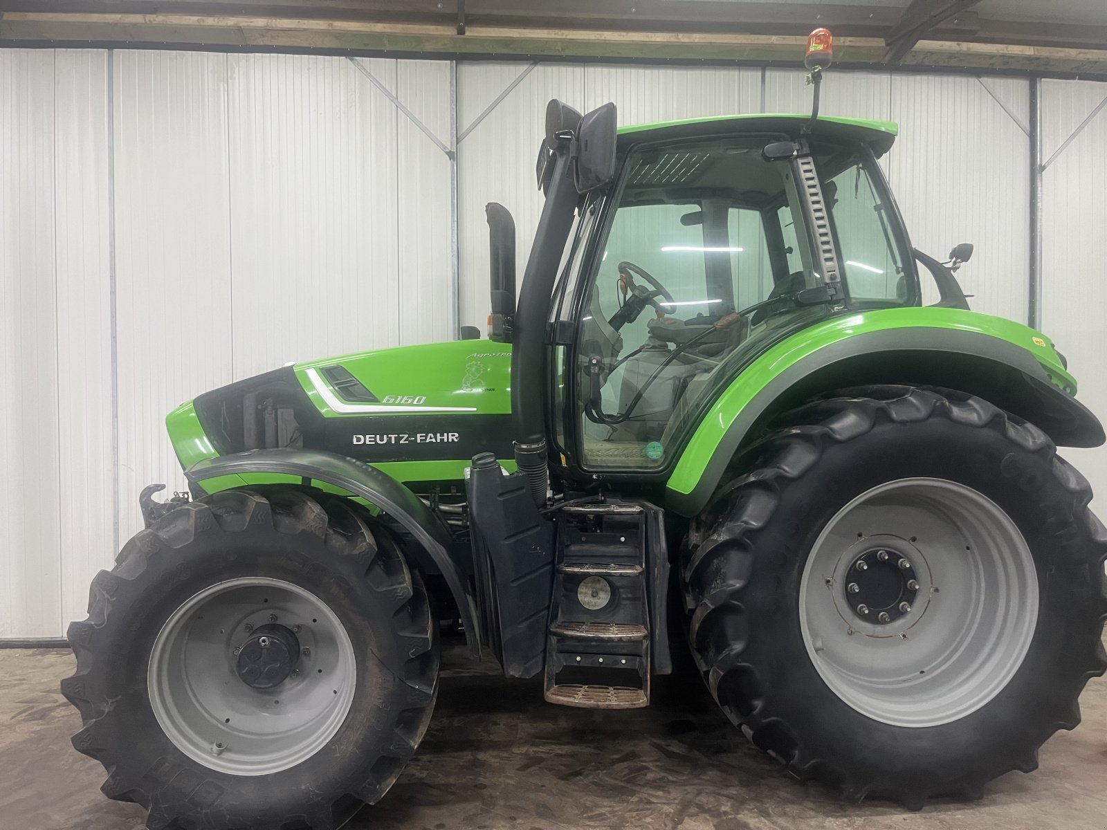 Traktor des Typs Deutz-Fahr Agrotron 6160, Gebrauchtmaschine in Kerken (Bild 21)