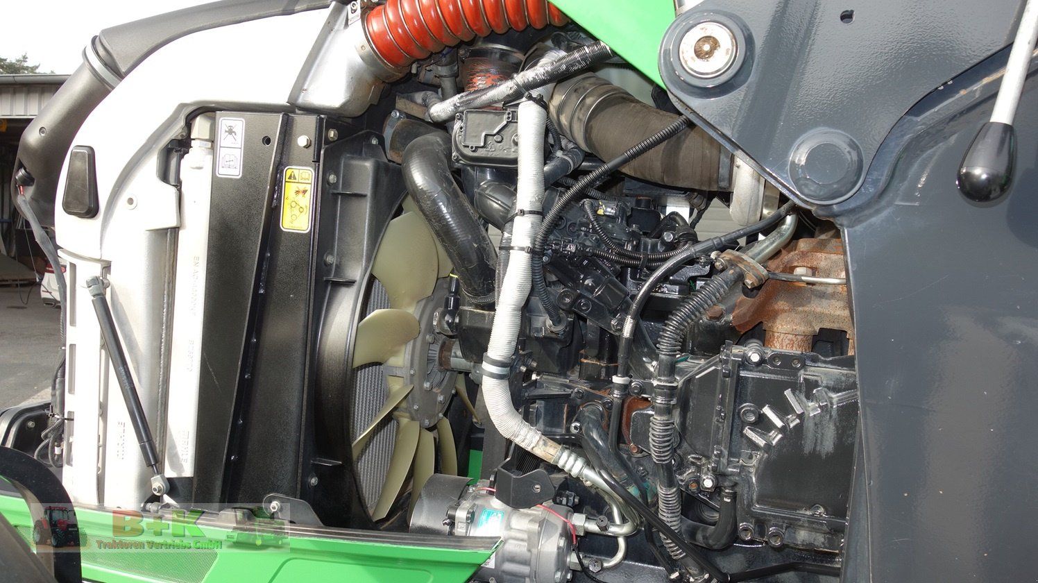 Traktor Türe ait Deutz-Fahr Agrotron 6165 RC Shift, Gebrauchtmaschine içinde Kettenkamp (resim 18)