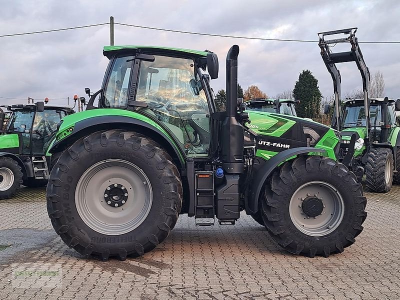 Traktor des Typs Deutz-Fahr AGROTRON 6165 TTV  NEU !!!, Neumaschine in Leichlingen (Bild 4)