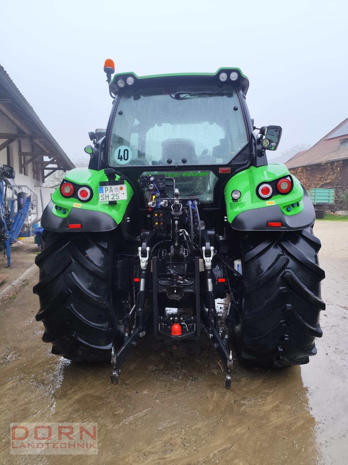 Traktor typu Deutz-Fahr Agrotron 6165 TTV, Gebrauchtmaschine v Bruckberg (Obrázok 4)