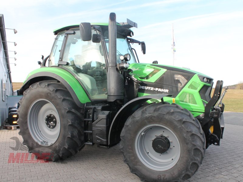 Traktor van het type Deutz-Fahr Agrotron 6165.4 TTV, Gebrauchtmaschine in Gebenbach