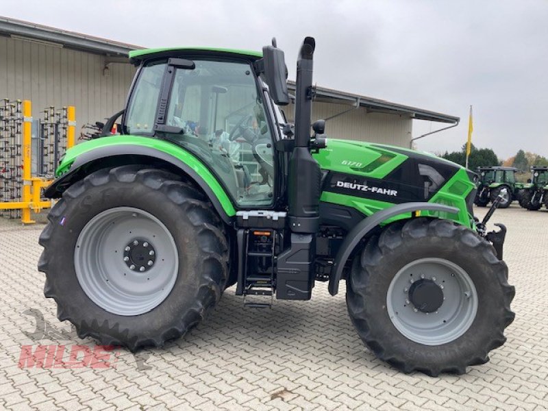 Traktor of the type Deutz-Fahr Agrotron 6170 PS, Neumaschine in Elsteraue-Bornitz (Picture 3)