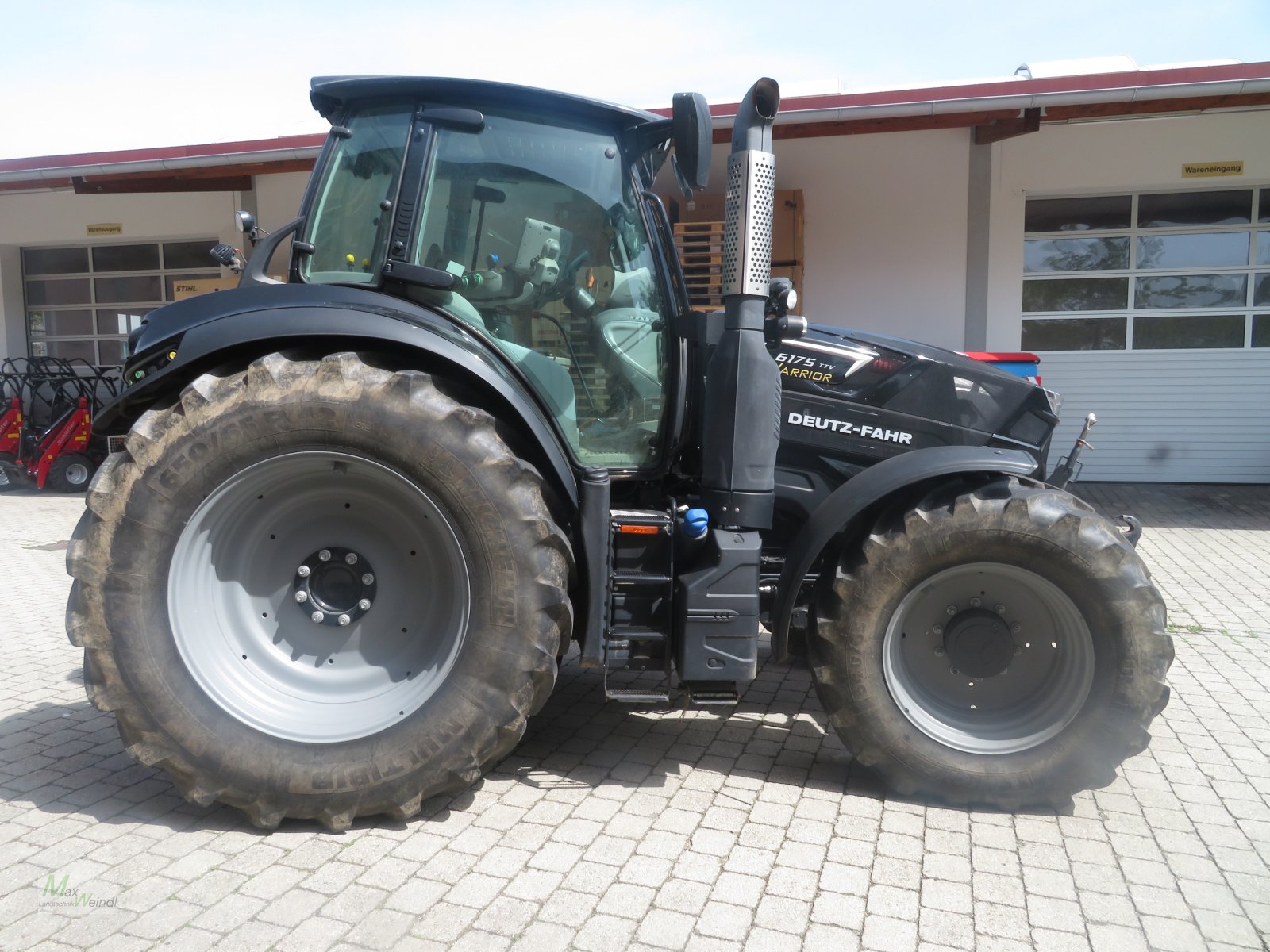 Traktor типа Deutz-Fahr Agrotron 6175 TTV Warrior, Gebrauchtmaschine в Markt Schwaben (Фотография 3)