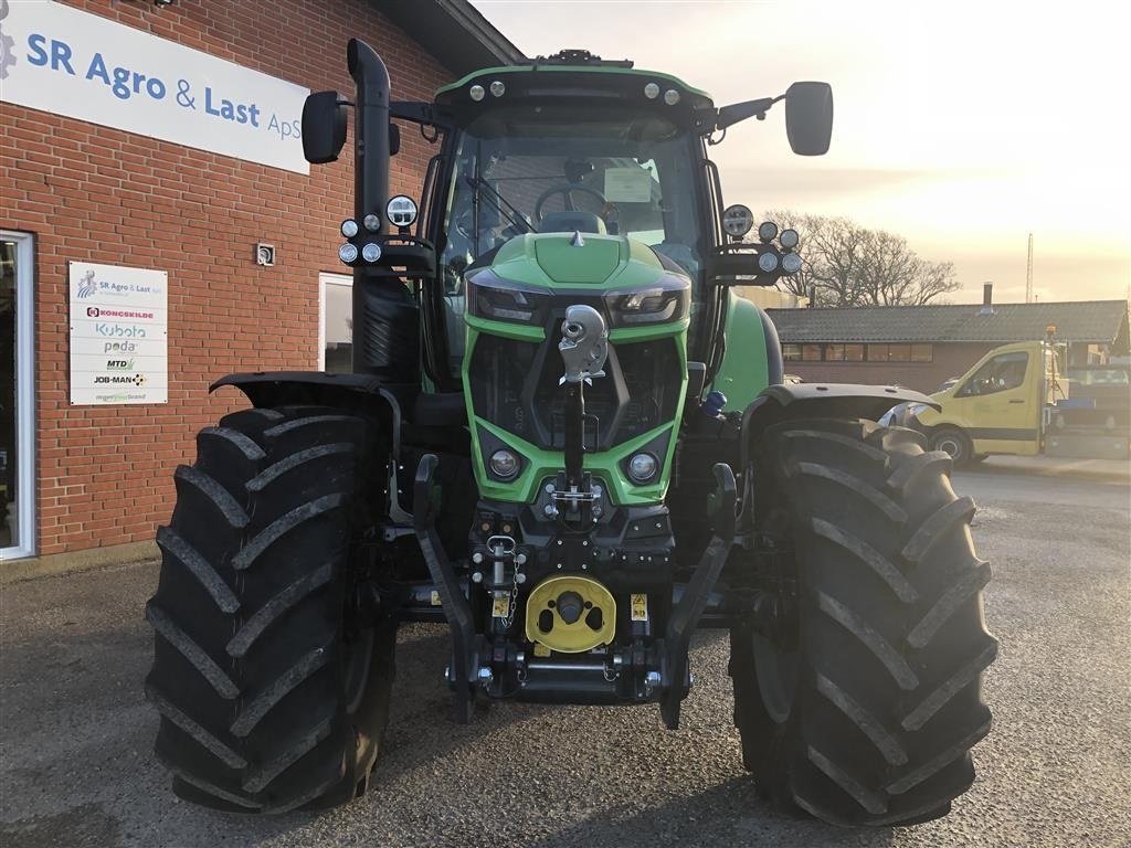 Traktor от тип Deutz-Fahr Agrotron 6175.4 TTV front PTO + frontlift, Gebrauchtmaschine в Sindal (Снимка 3)