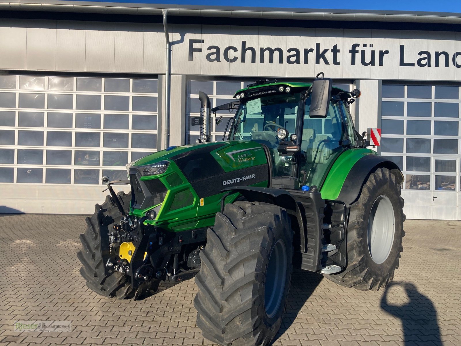 Traktor Türe ait Deutz-Fahr Agrotron 6180 TTV Warrior JAVA-Grün, Vorführer, Top-Ausstattung, Neumaschine içinde Nördlingen (resim 7)