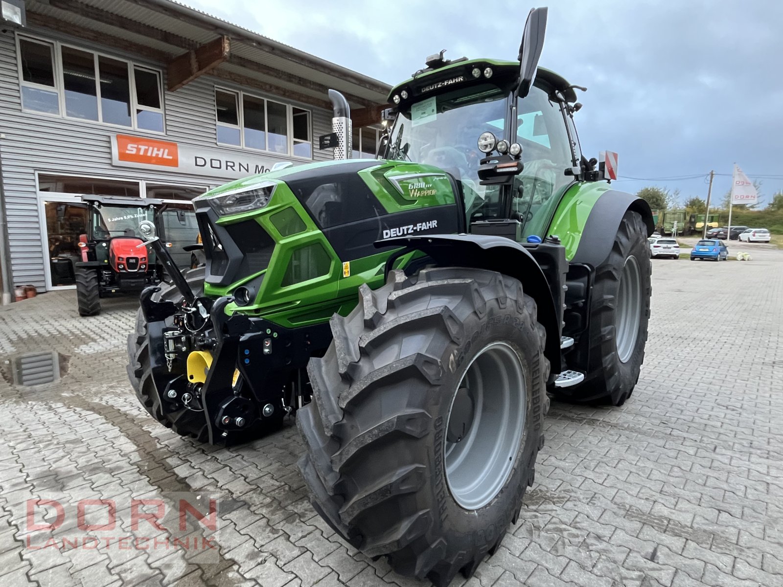 Traktor tipa Deutz-Fahr Agrotron 6180 TTV, Neumaschine u Bruckberg (Slika 1)