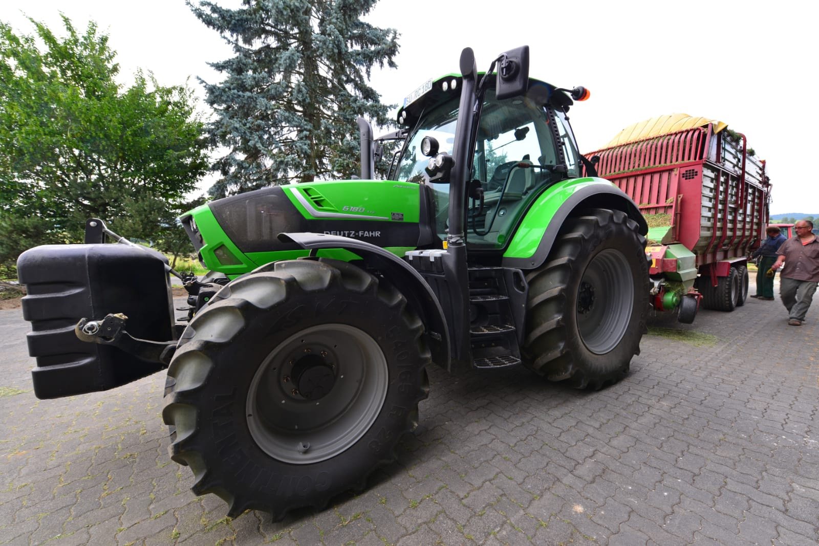 Traktor of the type Deutz-Fahr Agrotron 6180 TTV, Gebrauchtmaschine in Ruppichteroth (Picture 1)