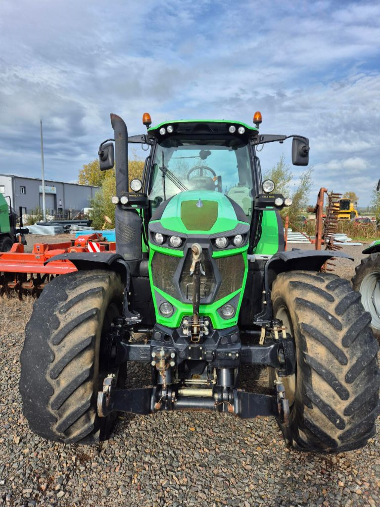 Traktor от тип Deutz-Fahr AGROTRON 6185 RC SHIFT, Gebrauchtmaschine в MORHANGE (Снимка 3)