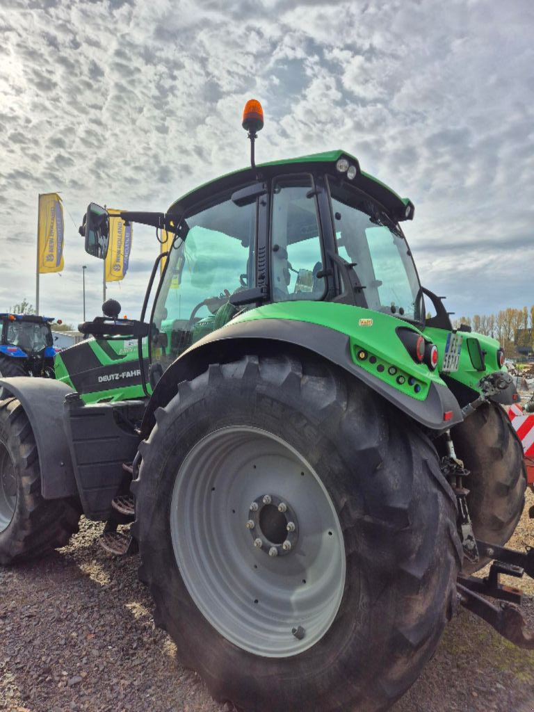 Traktor des Typs Deutz-Fahr AGROTRON 6185 RC SHIFT, Gebrauchtmaschine in MORHANGE (Bild 2)