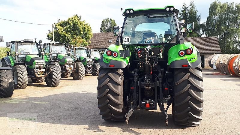 Traktor of the type Deutz-Fahr AGROTRON 6185 TTV HD   TOP !!!, Gebrauchtmaschine in Leichlingen (Picture 4)