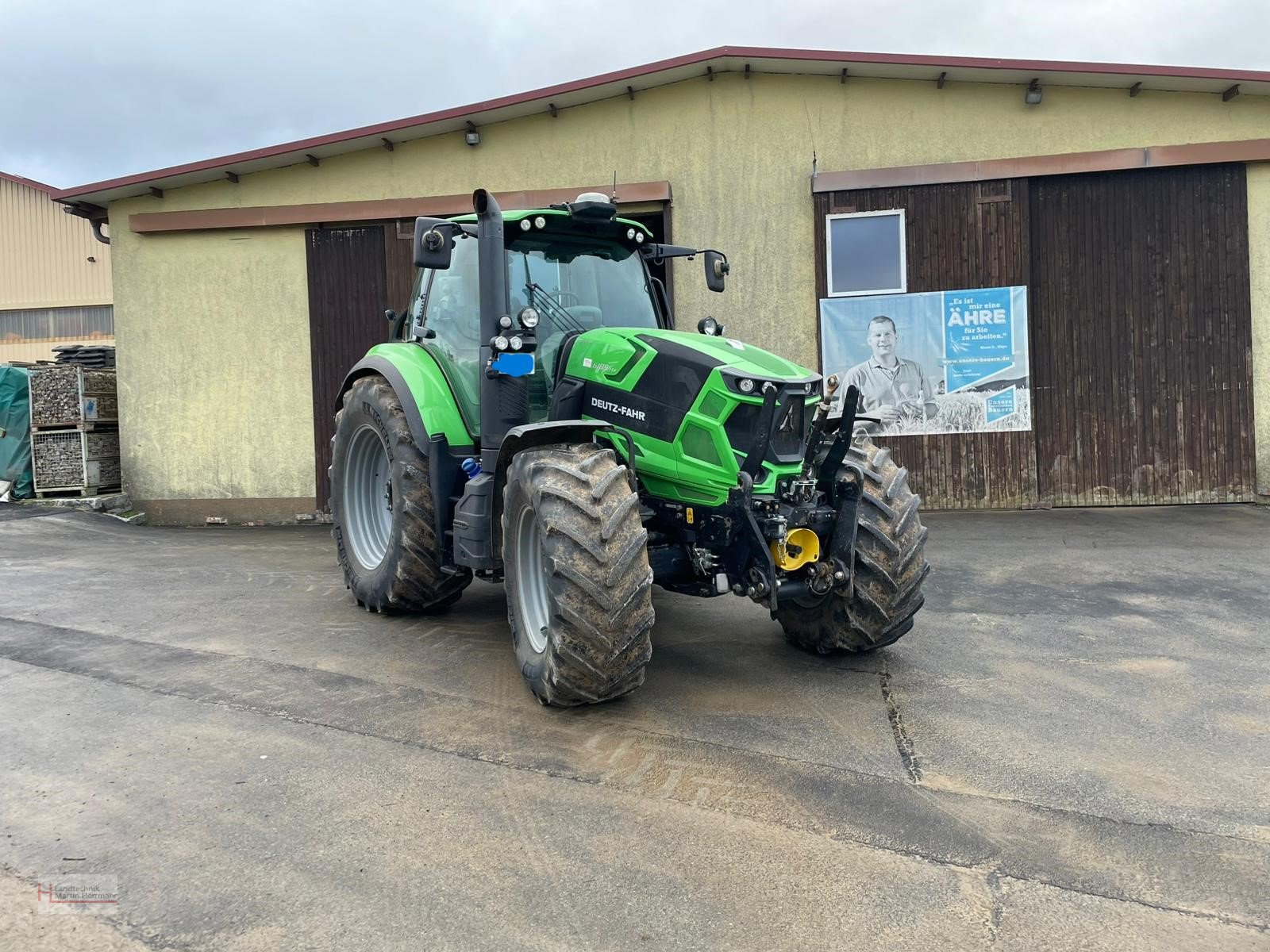 Traktor du type Deutz-Fahr Agrotron 6185 TTV, Gebrauchtmaschine en Steinfeld (Photo 1)