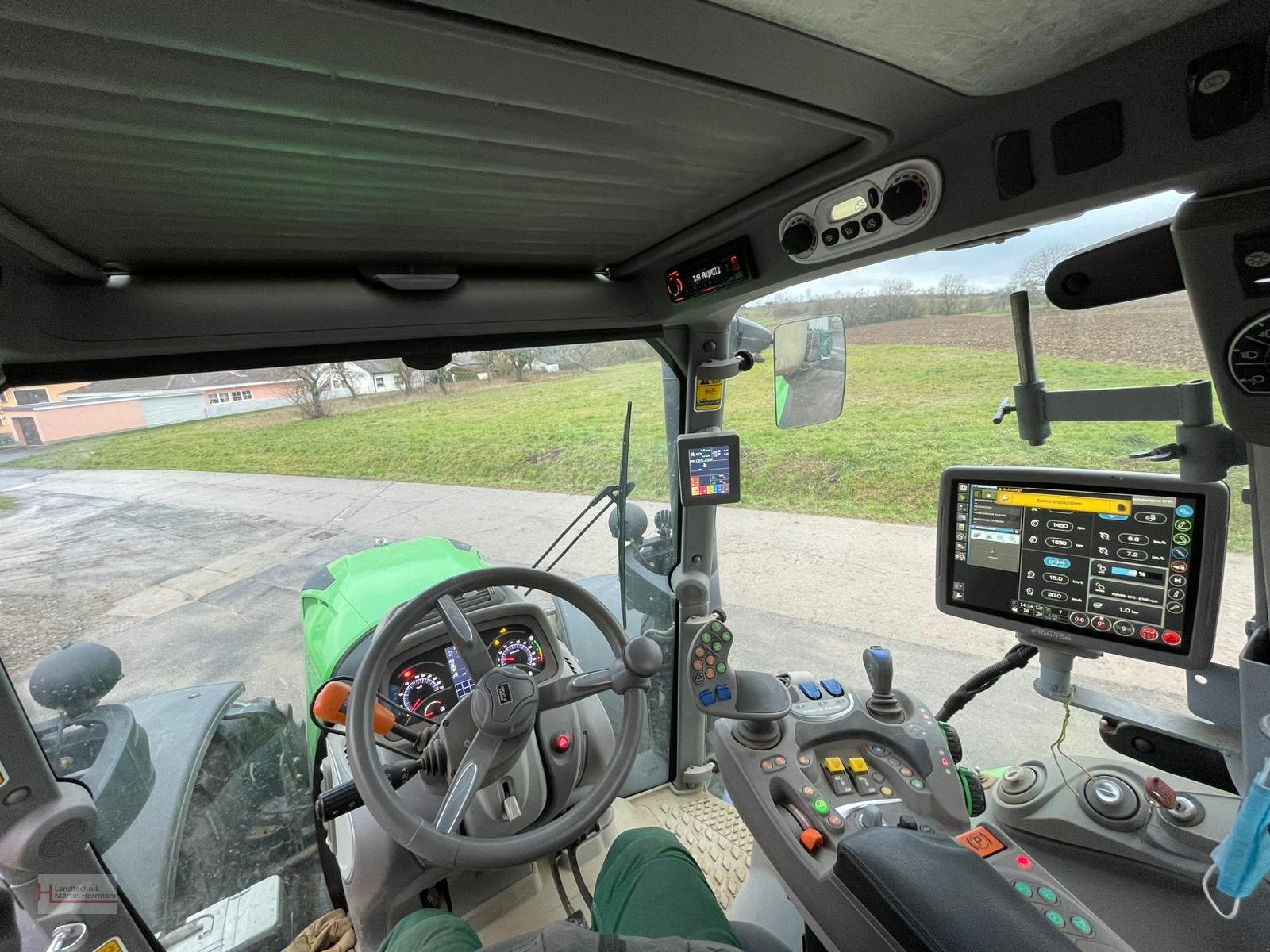 Traktor du type Deutz-Fahr Agrotron 6185 TTV, Gebrauchtmaschine en Steinfeld (Photo 5)