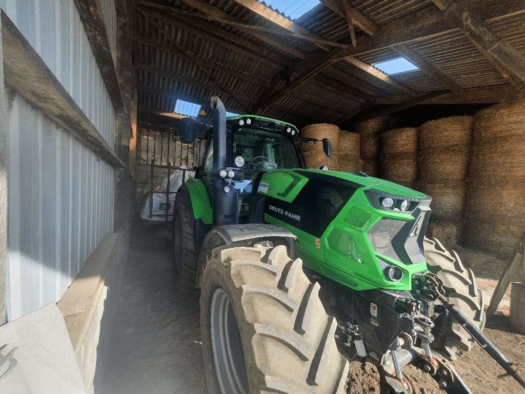 Traktor of the type Deutz-Fahr AGROTRON 6185 TTV, Gebrauchtmaschine in DOMFRONT (Picture 2)