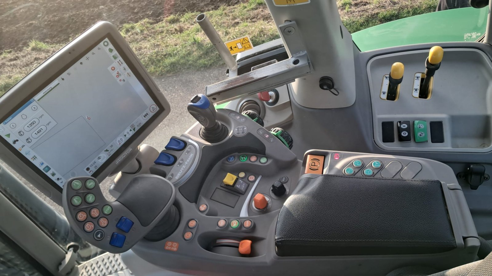 Traktor tip Deutz-Fahr Agrotron 6185 TTV, Gebrauchtmaschine in Daiting (Poză 12)